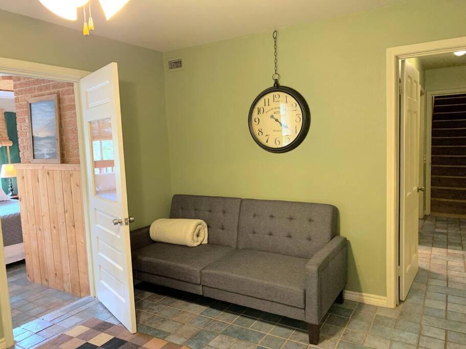 The River Haven - Sleeps 32 - On Guadalupe River Seguin Luaran gambar