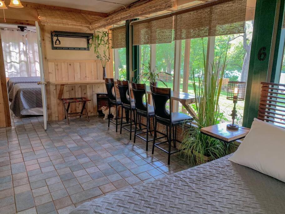 The River Haven - Sleeps 32 - On Guadalupe River Seguin Luaran gambar